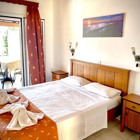 Stella'S Apartments Agios Gordios  Ngoại thất bức ảnh