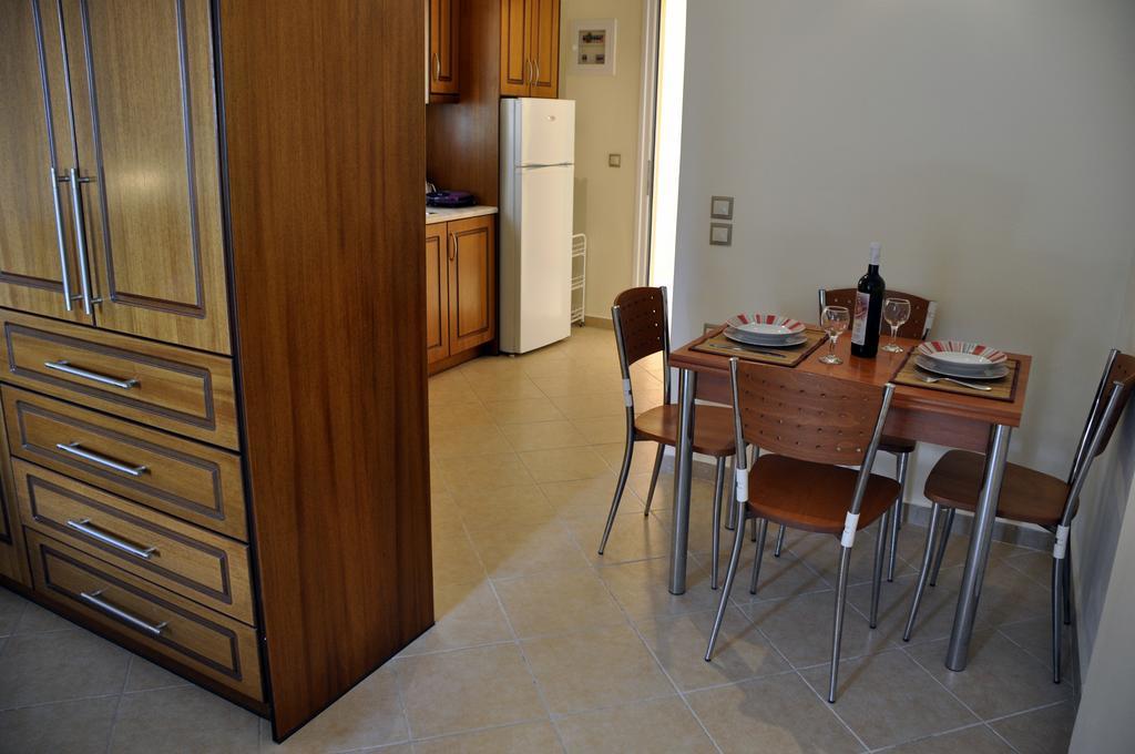 Stella'S Apartments Agios Gordios  Ngoại thất bức ảnh