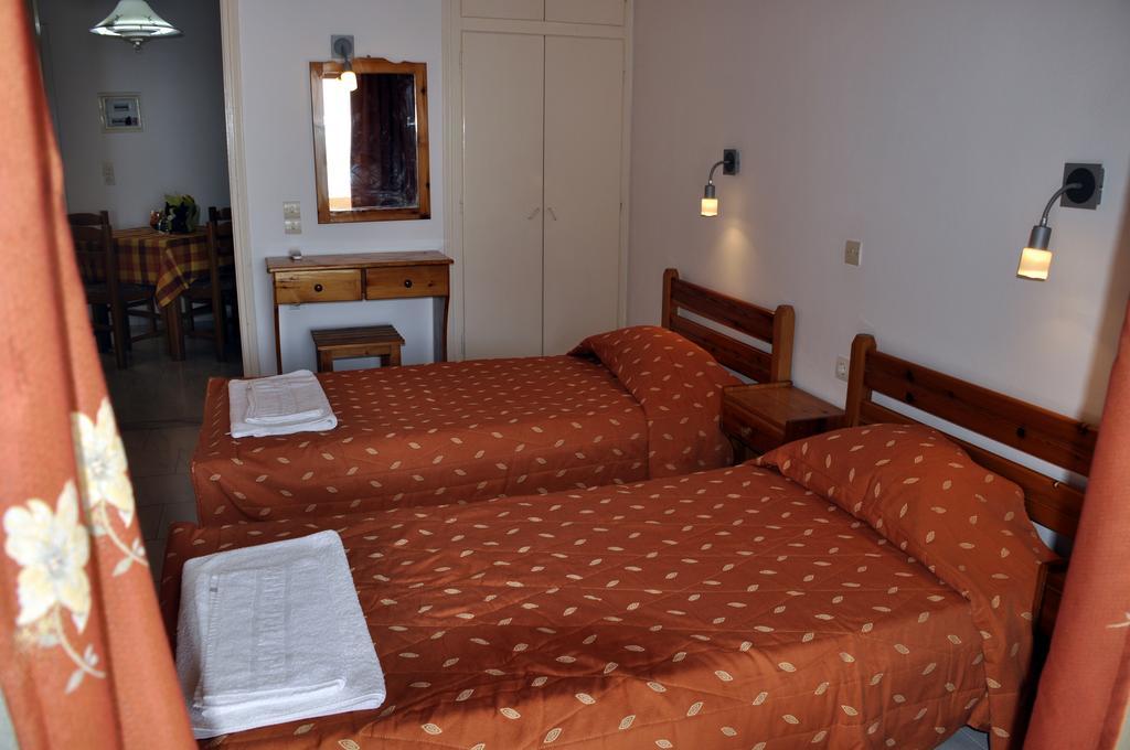 Stella'S Apartments Agios Gordios  Ngoại thất bức ảnh